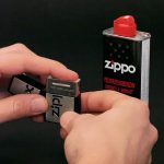 آموزش شارژ کردن بنزین فندک زیپو